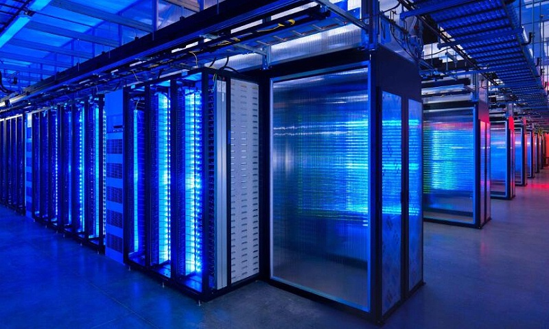 如何建設一個能夠支持高密服務、有效管理和靈活擴容的數據機房呢？