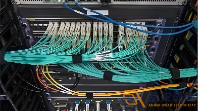 工廠PoE供電弱電系統(tǒng)，簡(jiǎn)化布線提升運(yùn)維效率